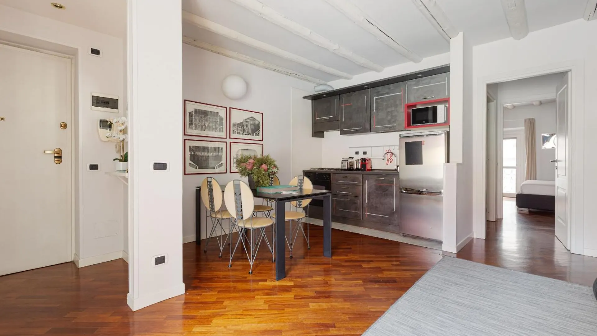 Brera Apartments In Porta Venezia Milan