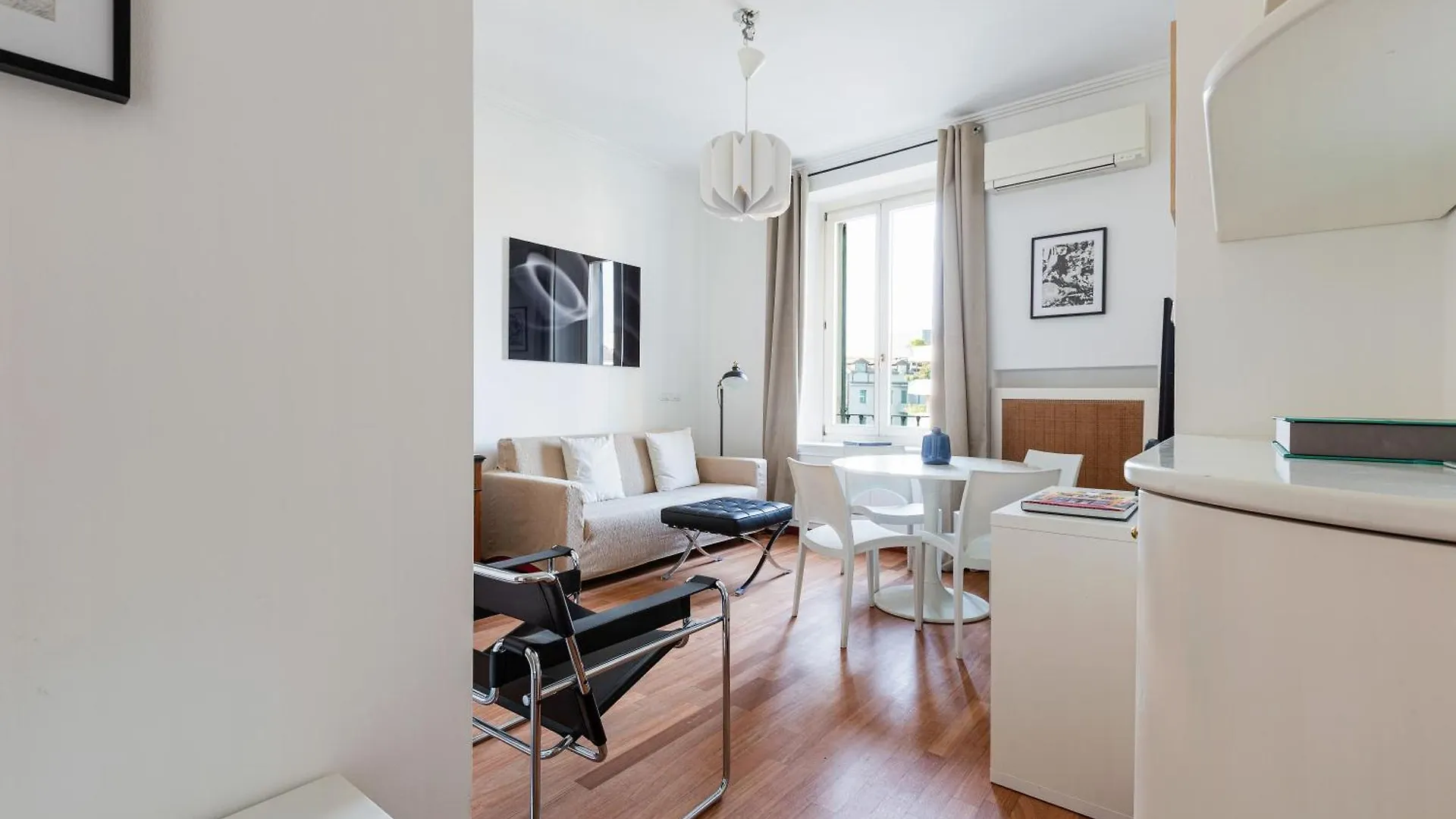 Brera Apartments In Porta Venezia Milan Italy